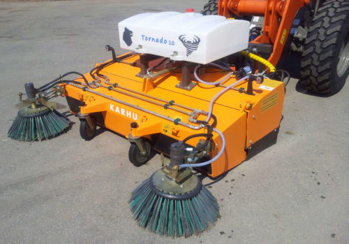 Tornado yhdistelmä­harjalaite